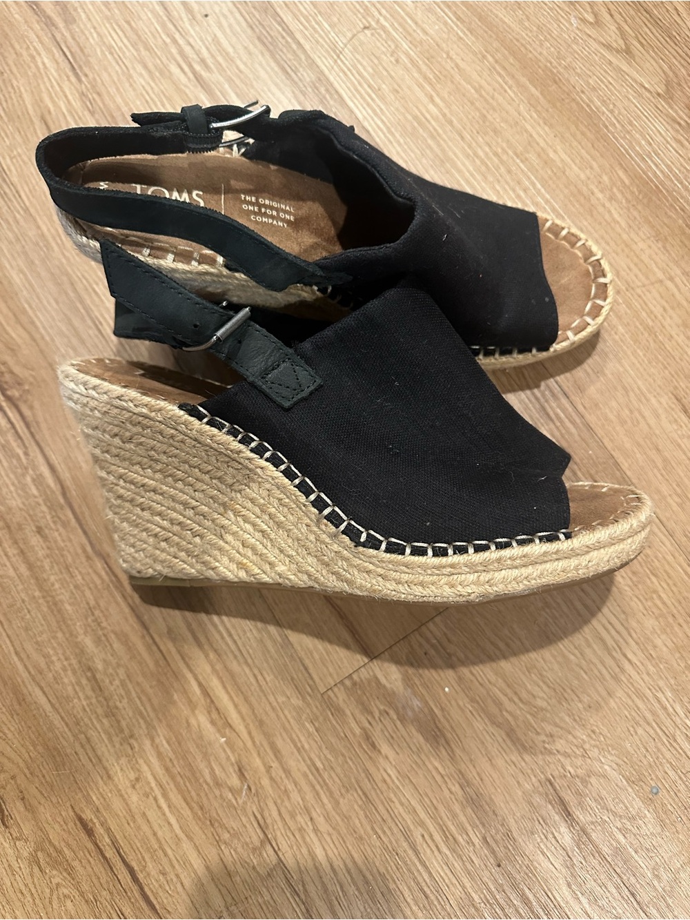 Tom’s ladies shoes